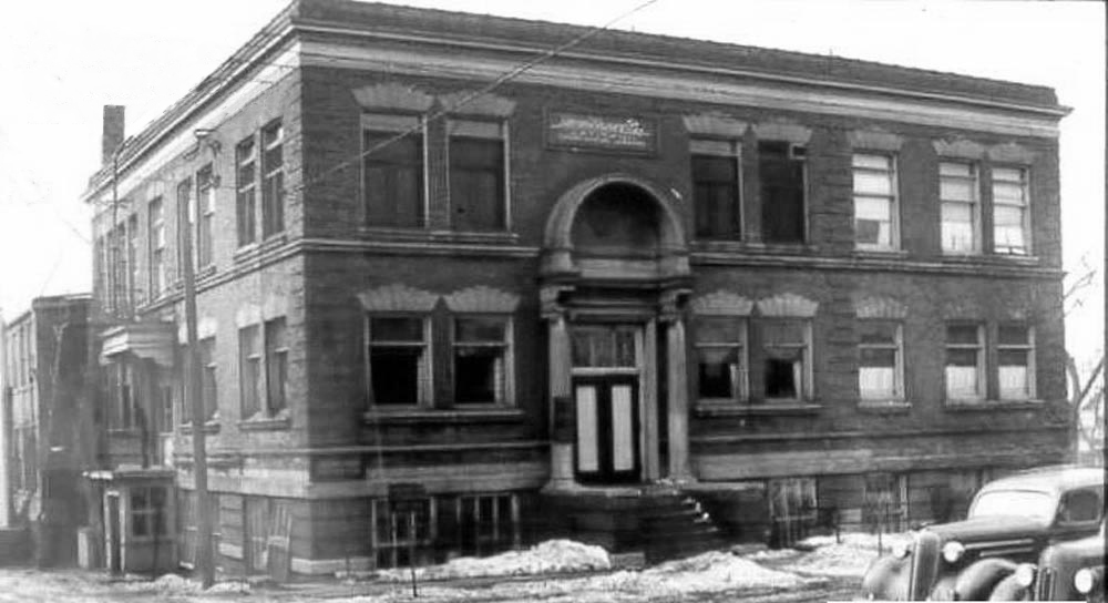 Historic photo of 406 Center Street, 1903